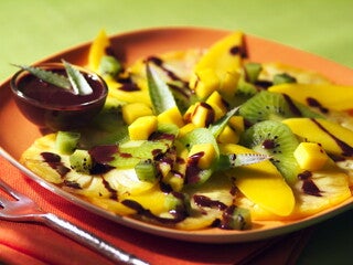 Carpaccio di frutta con cioccolato fuso