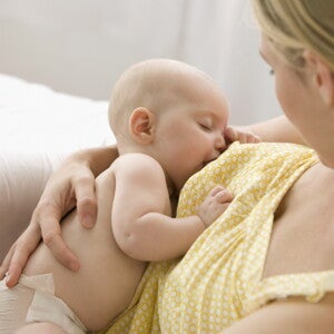 Allattamento: fa bene anche alla mamma! Allattamento: fa bene anche alla mamma!