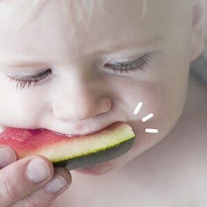 Dagli il meglio con ogni boccone per farlo crescere sano e forte