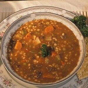 Zuppa di orzo, farro, fagioli e ceci Zuppa di orzo, farro, fagioli e ceci