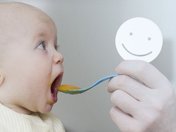 I segnali di fame e sazietà del bambino tra i 6 e i 12 mesi